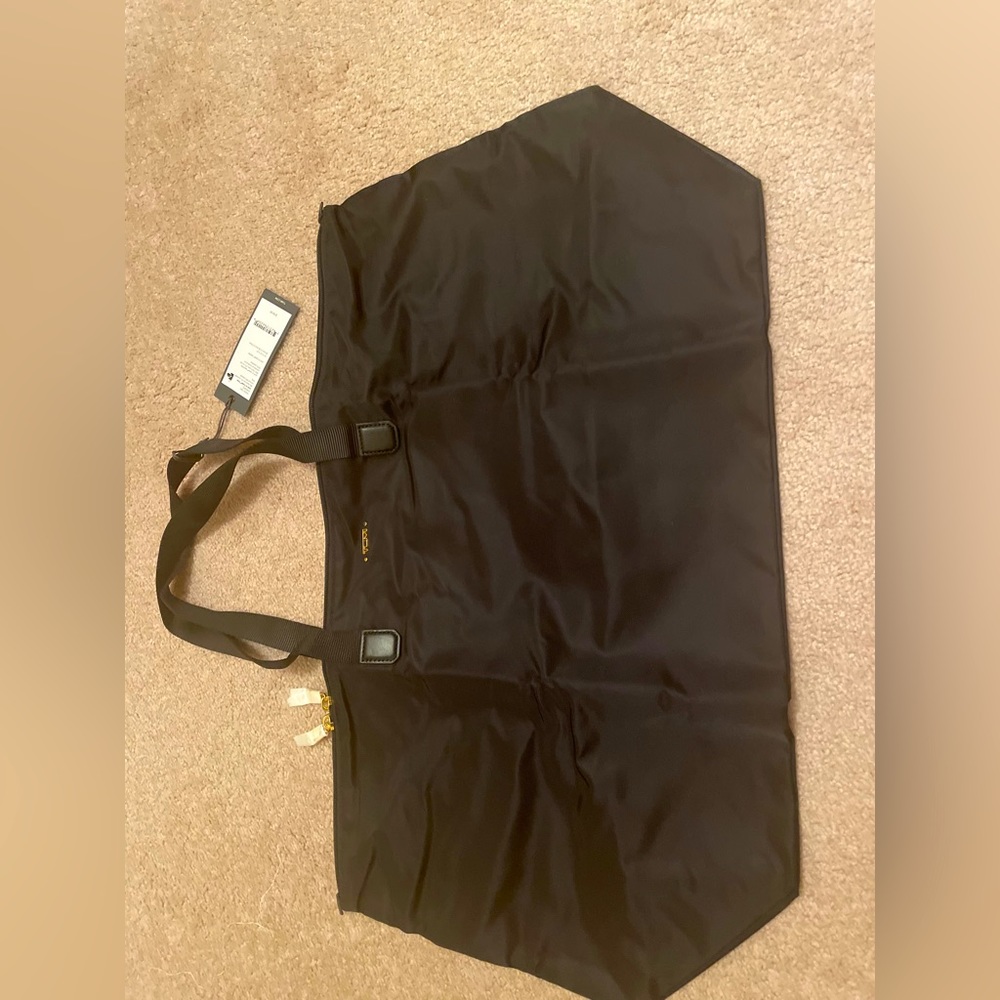 Tumi NWT Just in Case tote black